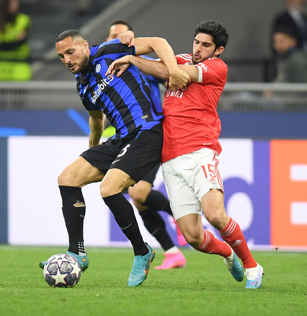 大巴黎在劳资仲裁阶段反诉姆巴佩：索赔金高达4.4亿欧元（巴黎圣日耳曼在劳动仲裁中反诉姆巴佩，索赔达4.4亿欧元）