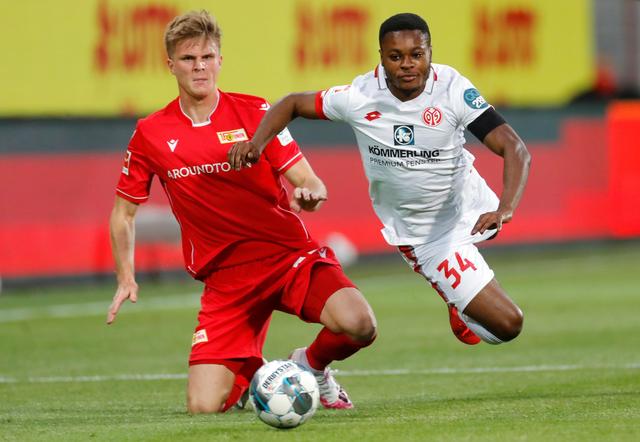 加图索：世界杯资格是首要目标，但不能在困难面前自乱阵脚（加图索：世界杯出线是头等大事，遇到困难也要保持冷静）