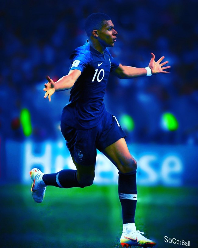 疯狂开火，拉菲尼亚狂晒数据荣誉回应落选FIFPRO年度最佳11人（火力全开！拉菲尼亚晒数据与荣誉，正面回应无缘FIFPRO年度最佳11人）