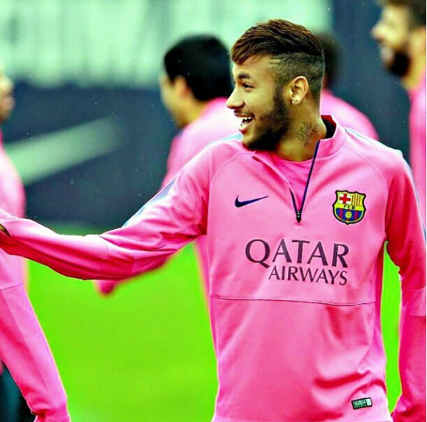 史上最火爆！2025赛季中超联赛现场观众总数首次突破600万（空前热度！2025赛季中超现场观众总数首破600万）