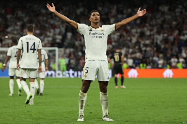 109场超越埃弗拉，格列兹曼独占法国球员欧冠出场榜第三位（格列兹曼109战超越埃弗拉，独居法国球员欧冠出场榜第三）