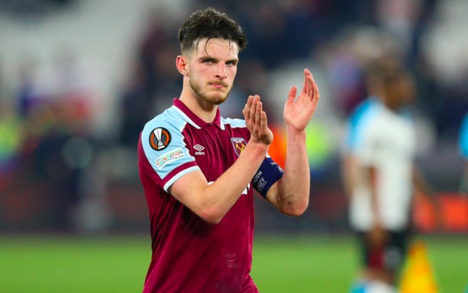 跟队：多特在与狼队谈法比奥-席尔瓦转会，预计本周将加速（队记：多特与狼队就法比奥-席尔瓦转会洽谈中，本周有望加速推进）