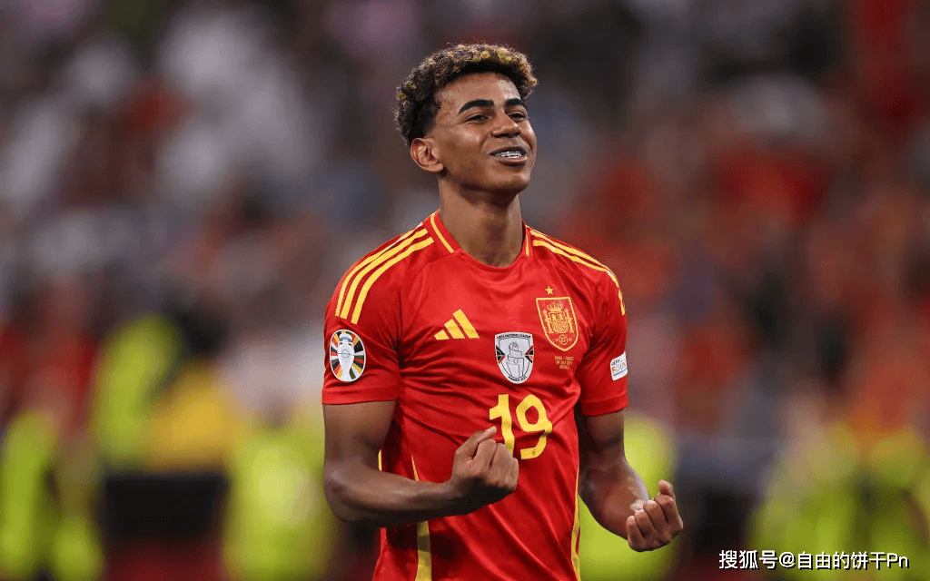 卡萨诺：米兰喜欢缩在中线后死守，就算侥幸进球也还是继续守（卡萨诺批评米兰摆大巴：退到中线后全场死守，进球也不主动进攻）