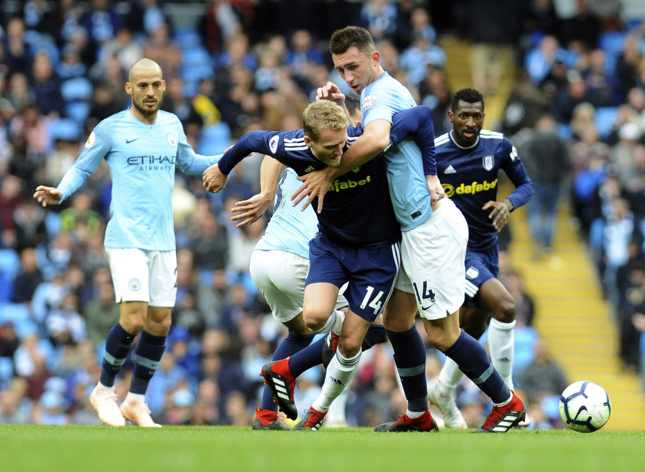 DO：斯图加特与阿森纳就签下法比奥-维埃拉展开接触（斯图加特与阿森纳就引进法比奥·维埃拉展开商谈）