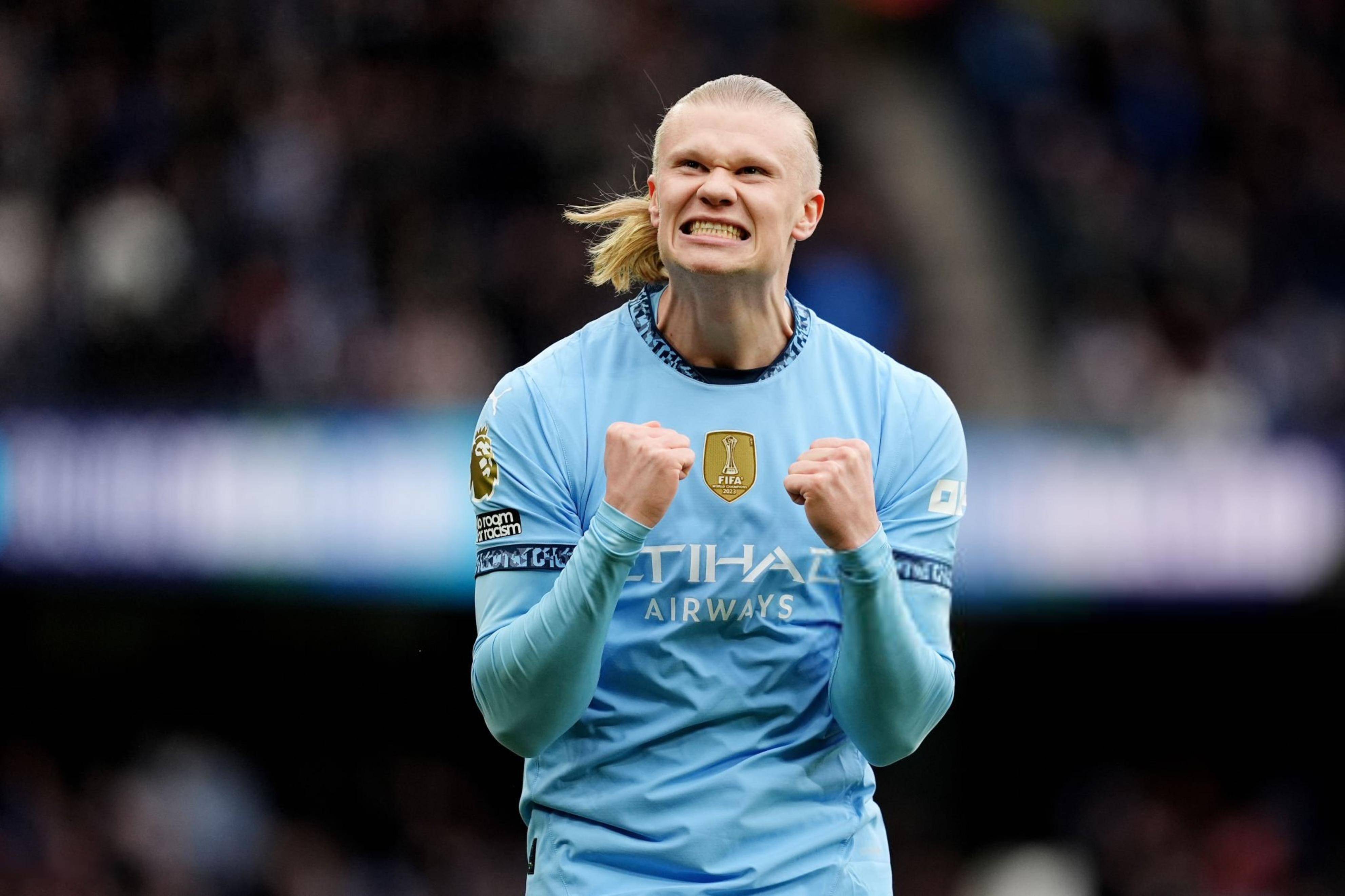 邮报：明年世界杯上下半场中段设强制补水时间，每次三分钟（邮报：明年世界杯每半场中段将设3分钟强制饮水暂停）