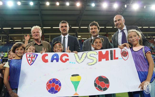 官方：邦马蒂在训练中遭遇腓骨骨折，将至少休战两个月（官方确认：邦马蒂训练时腓骨骨折，至少伤停两个月）