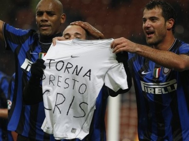 奥巴梅扬：当年我从巴萨去切尔西是一个巨大的错误（奥巴梅扬懊悔：离开巴萨转投切尔西是我职业生涯的重大失误）